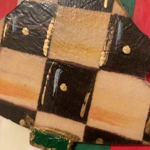 Adorable 🌲🎁🛍 Christmas tree ornament MKC inspired— HANDPAINTED & decoupaged
